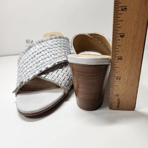 hard to find white leather sandals